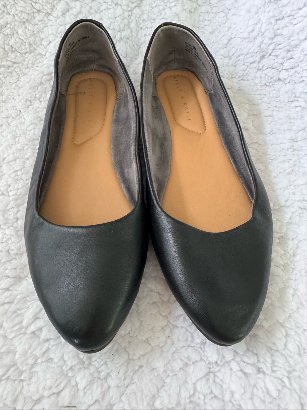 Pointed Toe Black Women's Leather Ballet Flats